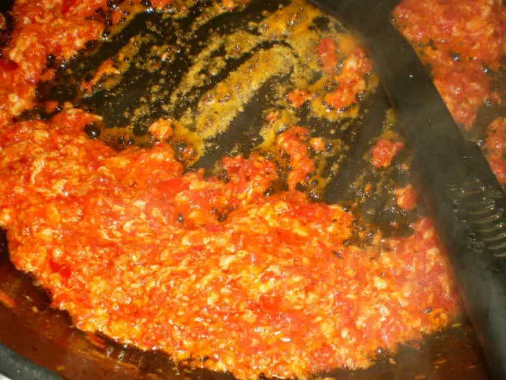 Чыгыртма с помидорами и яйцом: шаг 5