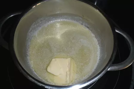Кофе мокко под кремом шантильи с печеньками-"ракушками". подарок для оксаночки *ogiway*!!!: шаг 3
