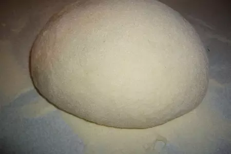 Дрожжевой пирог на манке с мясом,рисом и укропом: шаг 8