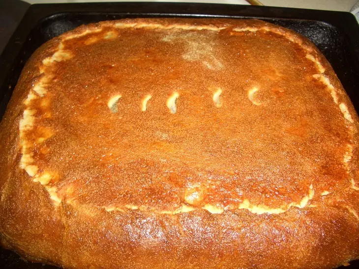 Дрожжевой пирог на манке с мясом,рисом и укропом: шаг 15