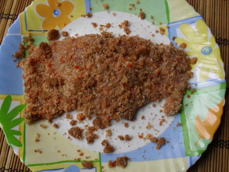 Свинина в сухарях: шаг 2