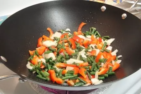 Соус с курицей и овощами: шаг 5