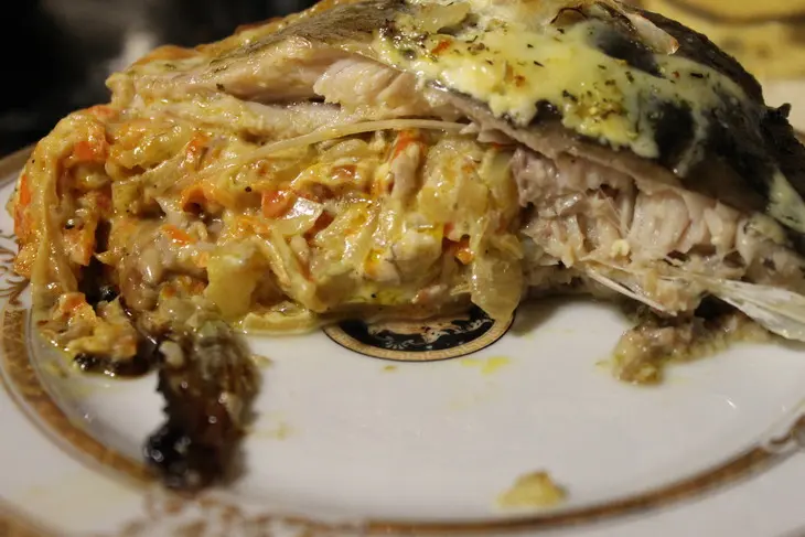Карп  запеченный с овощами: шаг 1