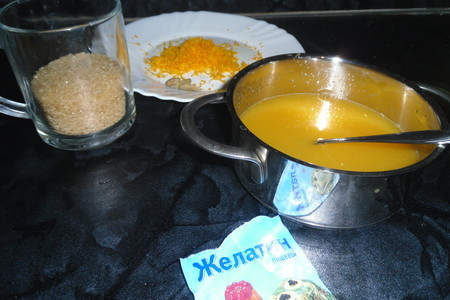 Апельсиновый сливочный десерт с шоколадными хрустяшками и гренадиновым желе "рубины имладриса": шаг 6