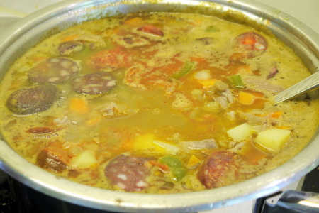 Lentejas con chorizo. (густой чечевичный суп с чоризо и кровяной колбасой): шаг 5