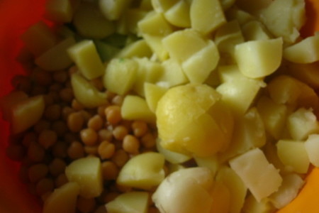 Картофельный салат с нутом и беконом: шаг 4