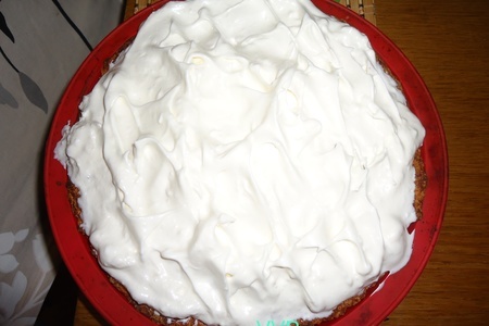 Яблочно-миндальный пирог с меренгой: шаг 4