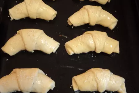 Рогалики с сыром: шаг 8