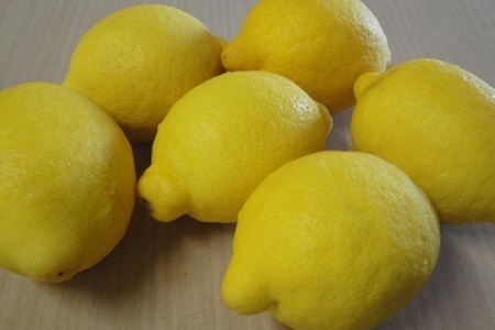 Свежая ставрида с каперцами и лимоном: шаг 1