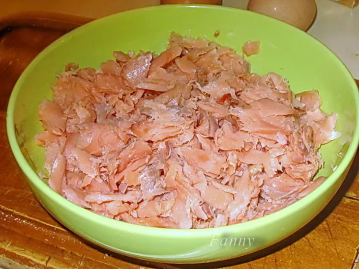 Пудинг из копченой рыбы с рисом: шаг 2