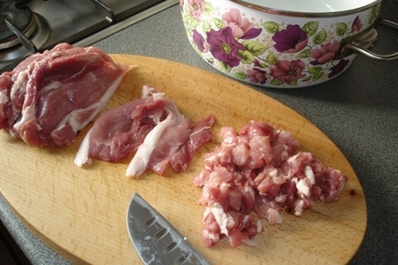 Свиные колбаски с фасолью в томатном соусе: шаг 3