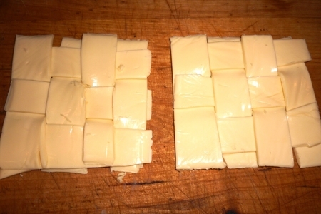 Сырно-картофельные лапоточки с сырным салатом(игра-соревнование): шаг 8