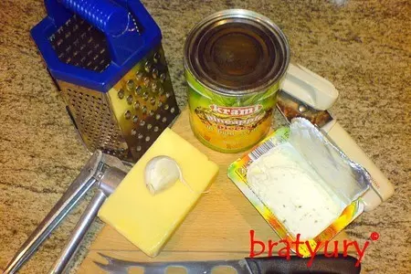 Салат сытный сырный с ананасами и клипом би-2 - полковнику никто не пишет - в бесплатном приложении: шаг 1