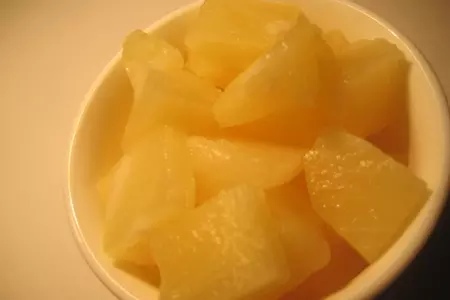 Ананасовый кайзершмаррен с мёдом и фисташками.: шаг 2