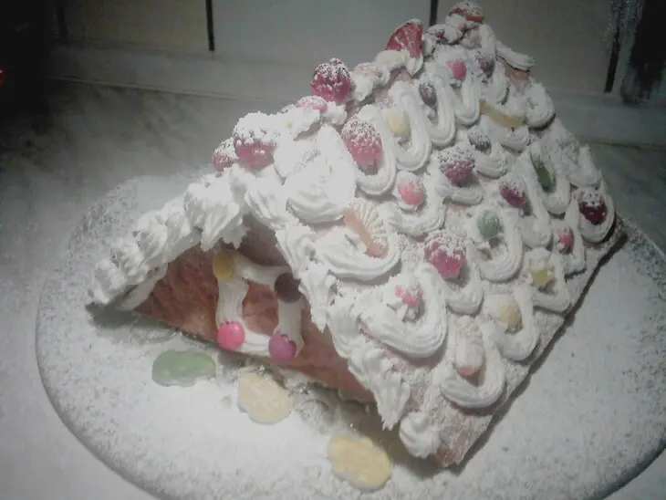 "пряничный домик": шаг 8