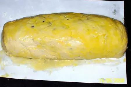 Рулет с яблоками и изюмом: шаг 6
