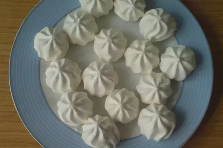 Маринованные киви с безе: шаг 3