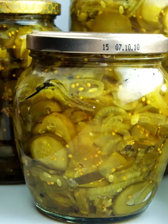 Пикули из огурцов для бутербродов (bread and butter pickles): шаг 4
