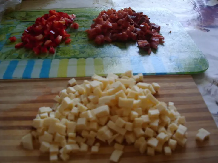 Сырный пирог с копченой кетой: шаг 3