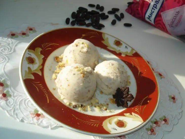 Мороженое из фасоли с орехами.: шаг 6