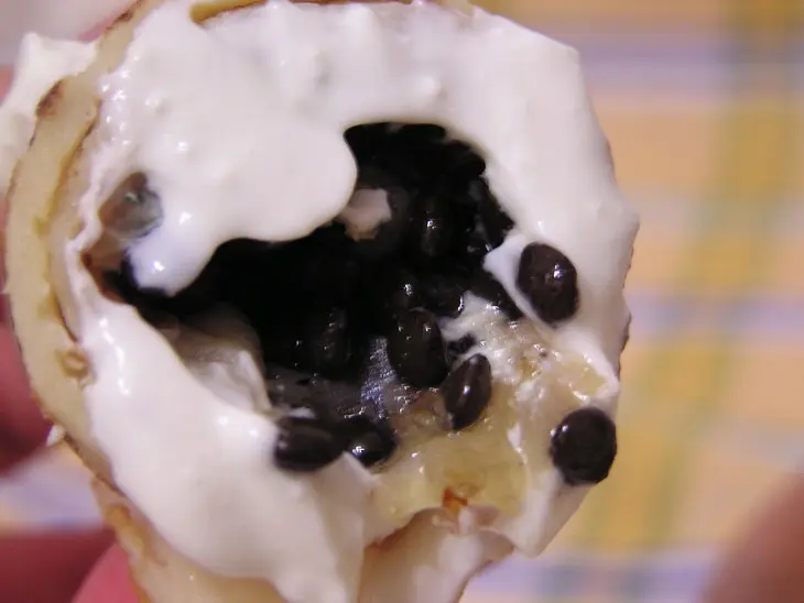 Закусочные фасолевые блинчики с пикантной начинкой «царь не настоящий!!!»: шаг 7