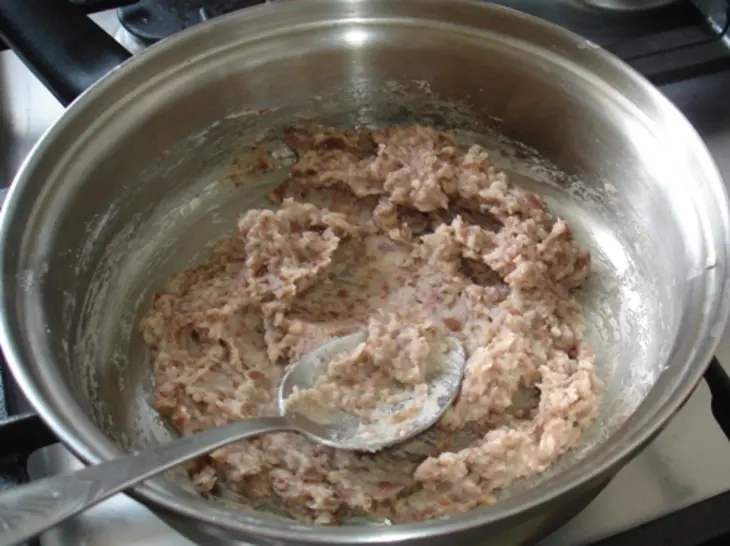 Ботамочи. японские пирожные из рисовой муки и фасолевой, сладкой пасты адзуки.: шаг 4