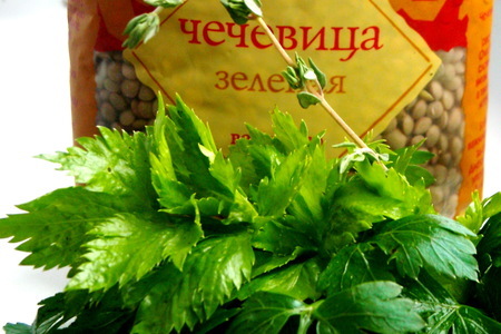 Тёплый салат с зеленой чечевицей: шаг 1
