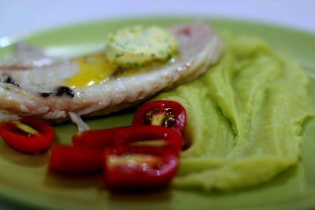 Рыбка на пару с лимонным маслом и цветным картофельным пюре: шаг 8
