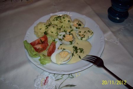 Маринованные яйца с картофельным пюре под горчичным соусом.: шаг 5