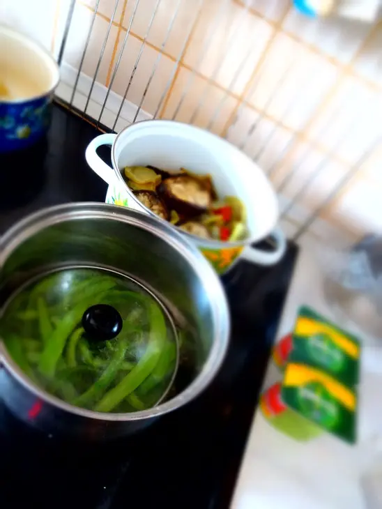 Борани с курицей и стручковой фасолью: шаг 3