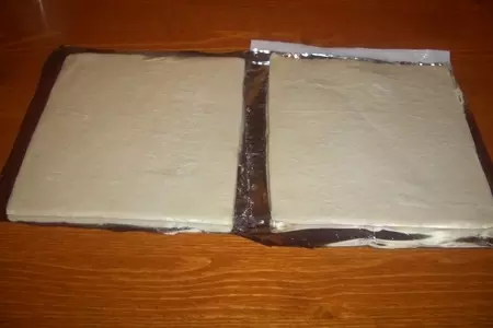 Закусочные завитушки с сыром и красной рыбой: шаг 1