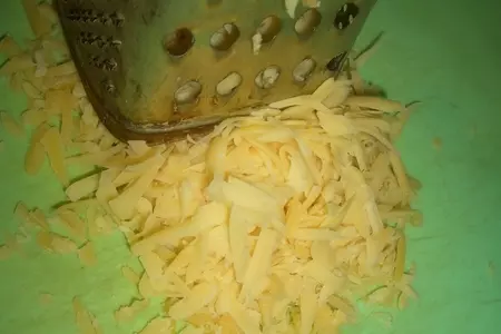 Закусочные завитушки с сыром и красной рыбой: шаг 4