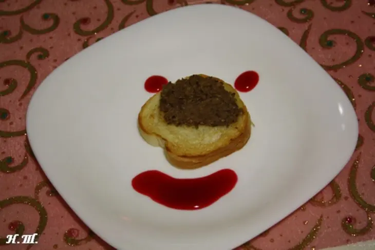 Курица запеченная с грецкими орехами и печенью.: шаг 4