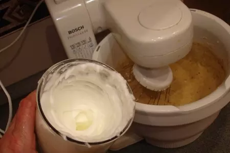 Нежный бисквитный рулет  из фасоли "лима"для мистраль.: шаг 3
