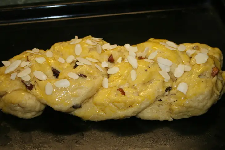 Ваночка с изюмом и миндалём (vánočka) чешский рождественский хлеб (фм): шаг 10