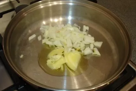 Ризотто с сыром горгонзола, грушей и грецкими орехами.: шаг 2