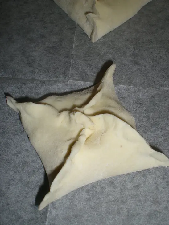 Пирожки с курицей и чечевицей, быстрые: шаг 5
