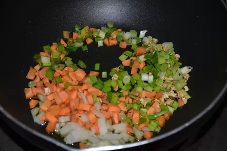 Картофельные гнезда с чечевицей и салями с фигурными кусочками филе цыпленка: шаг 1