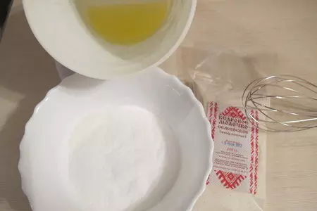 Десерт  "blue snow" - с яблоками " голд " , грушами " конкорд" и   печеньем "кедро ": шаг 1