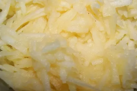 Рулет с яблоками"bolo de rolo": шаг 2
