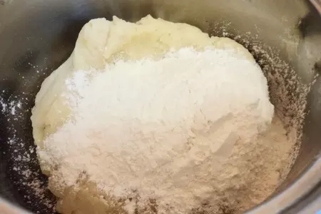 Мини-пирожки из заварного теста с мясом: шаг 3