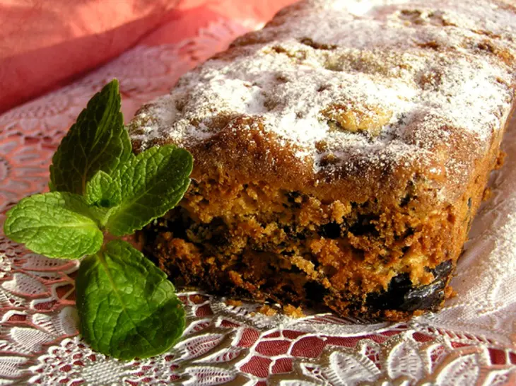 Миндальный кекс с черносливом от ги: шаг 7