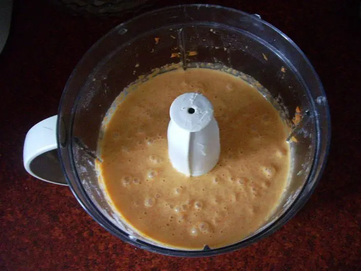 Морковный пирог со сливочным соусом: шаг 5