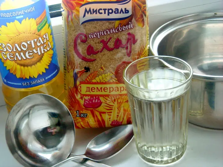 Карамельные леденцы - ёлочные игрушки: шаг 1
