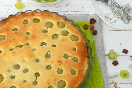 Пирог с мускатным виноградом и фундуком: шаг 12