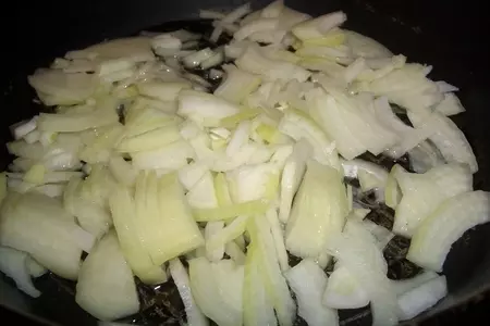 Печень индейки тушеная с яблоками: шаг 1