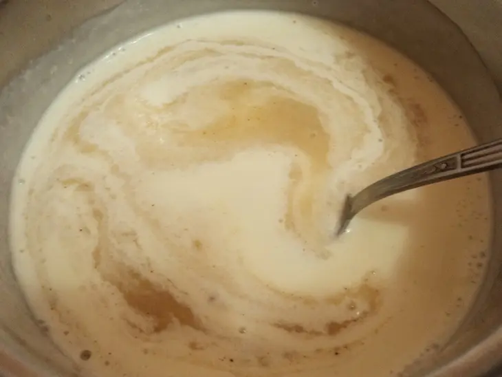 Грушевая панна котта с кофейным соусом и карамелизированными грушами: шаг 3