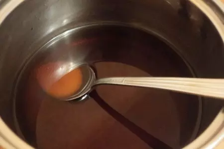 Грушевая панна котта с кофейным соусом и карамелизированными грушами: шаг 5