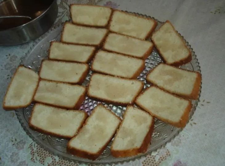 Пирожное "бутерброды с красной икрой": шаг 6