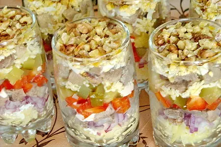 Праздничный салат с языком: шаг 2